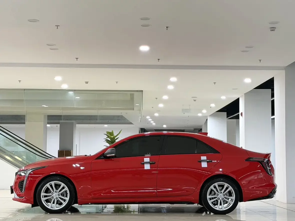 Cadillac CT4