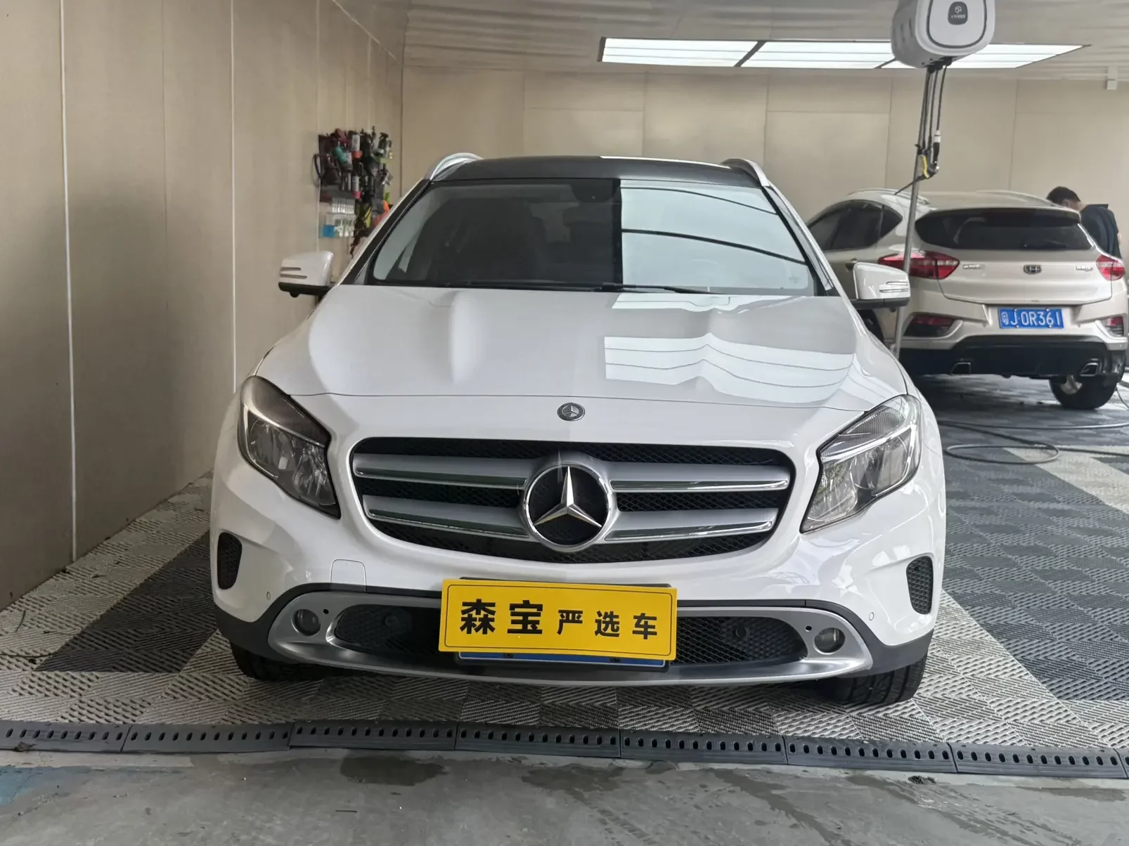 Mercedes-Benz GLA
