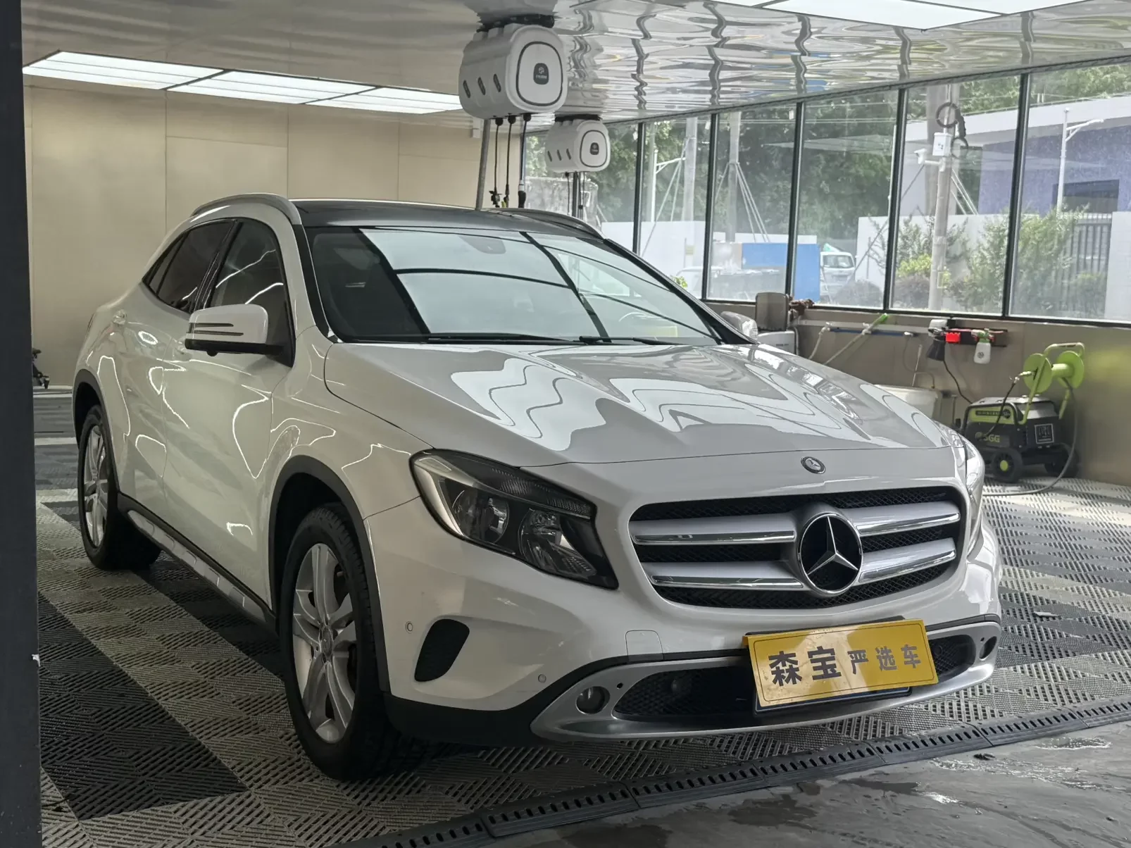 Mercedes-Benz GLA