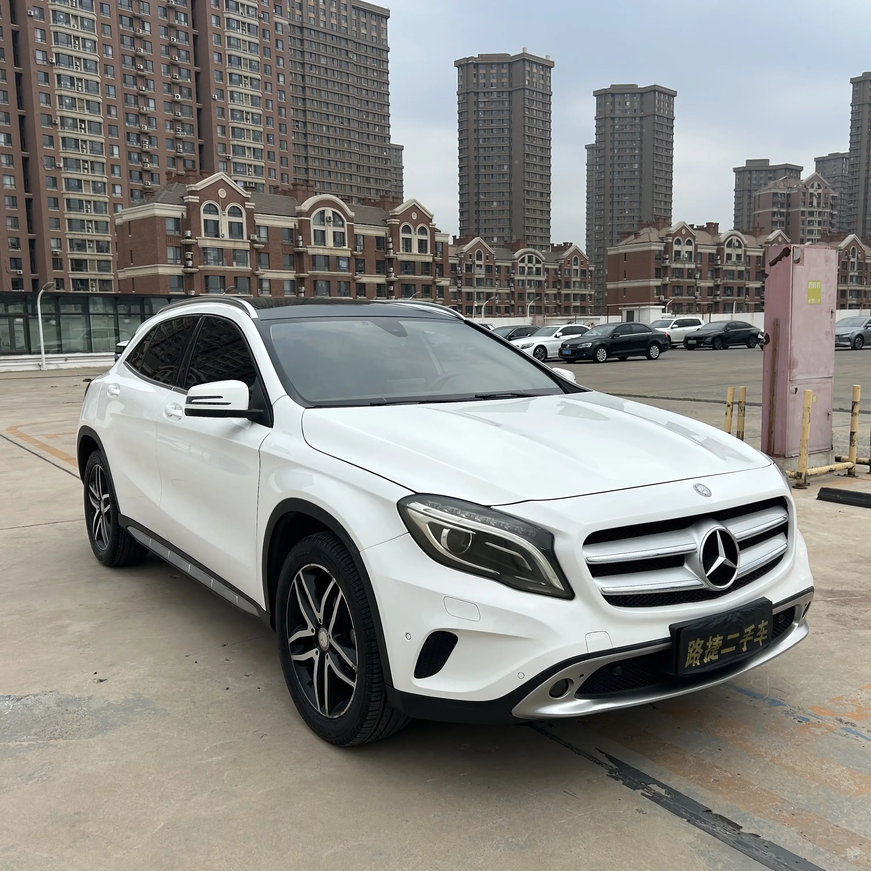 Mercedes-Benz GLA