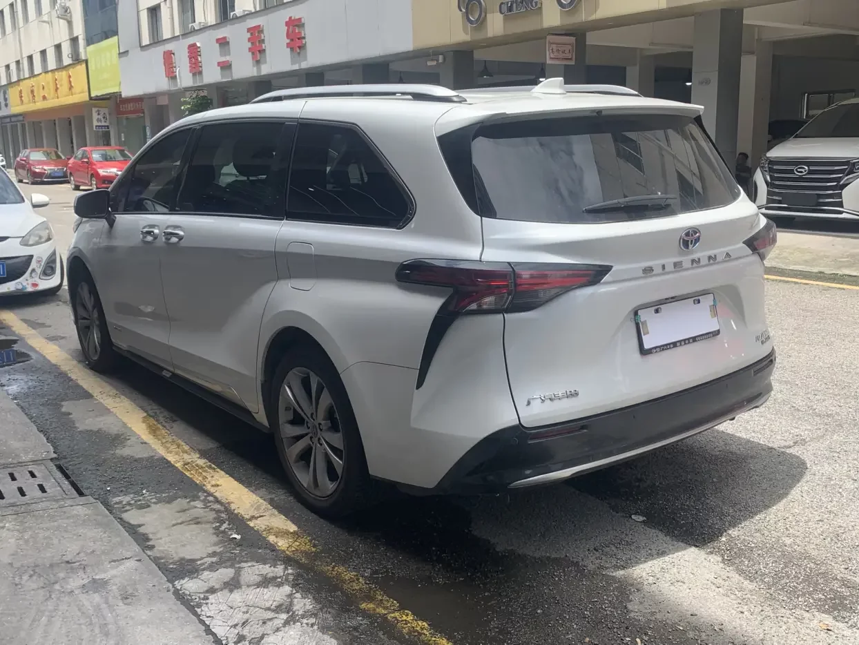 Toyota Sienna
