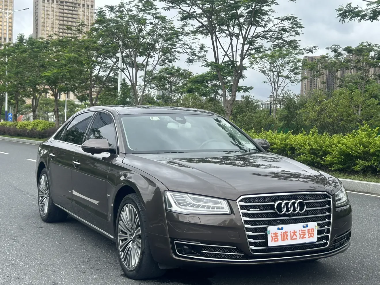 Audi A8