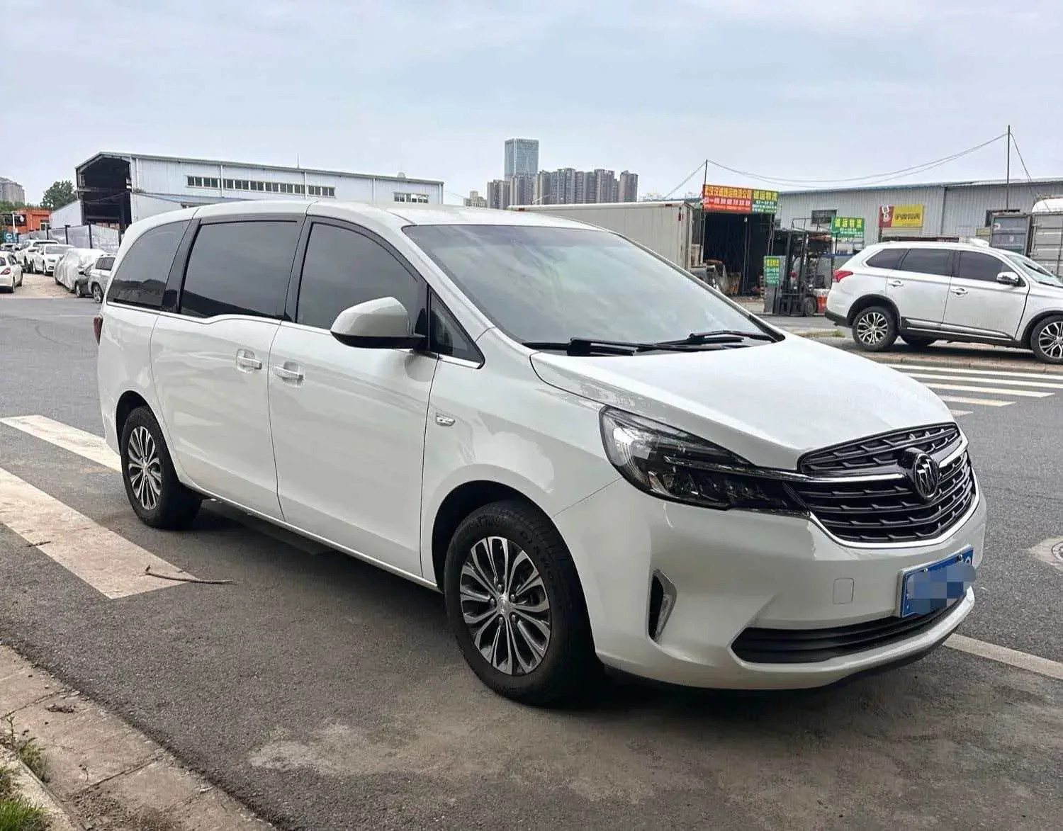 Buick GL8