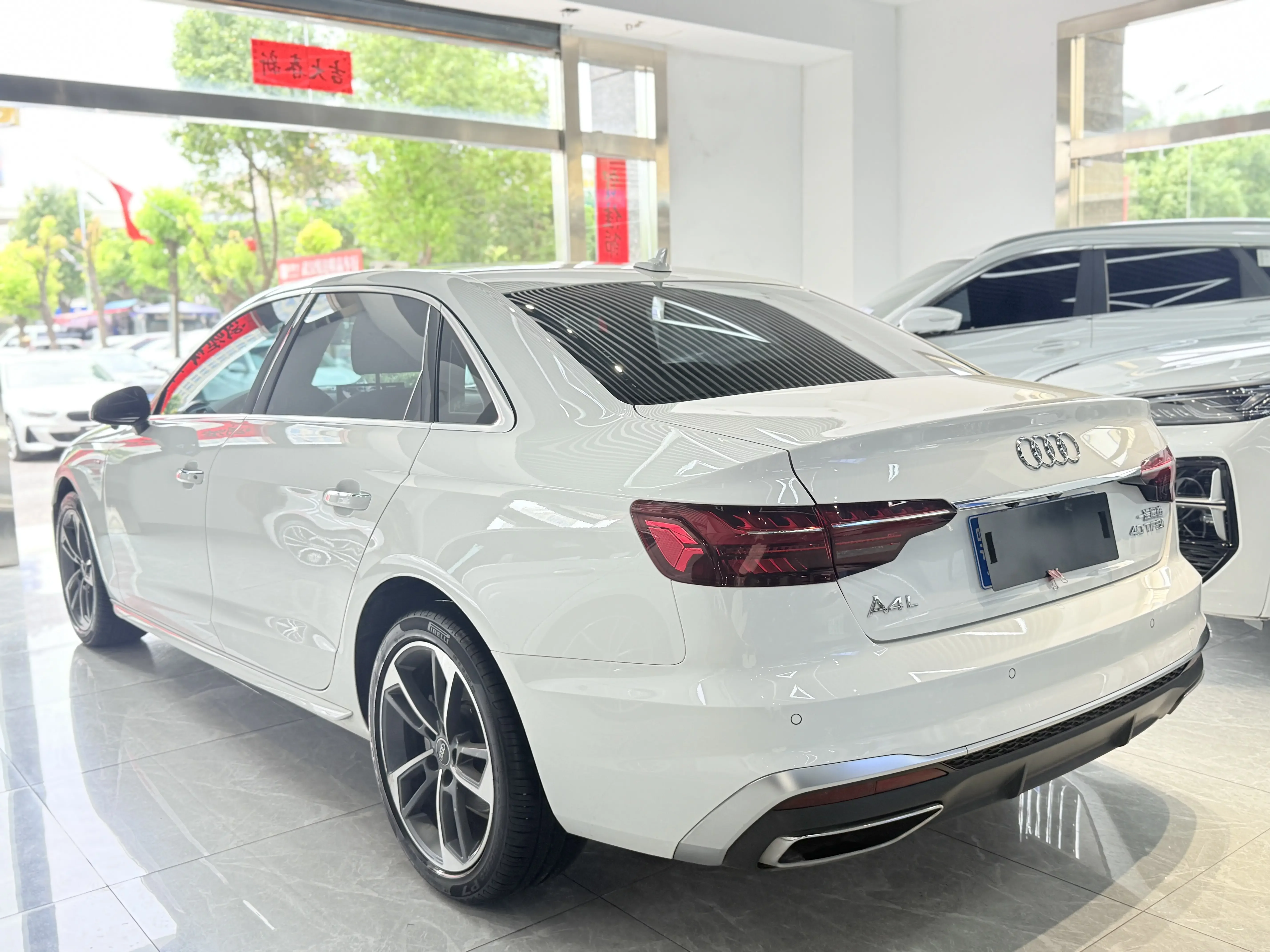 Audi A4L