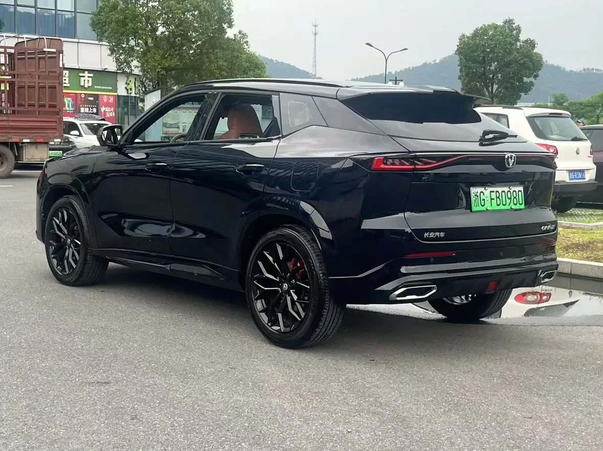 Changan UNI-Z PHEV