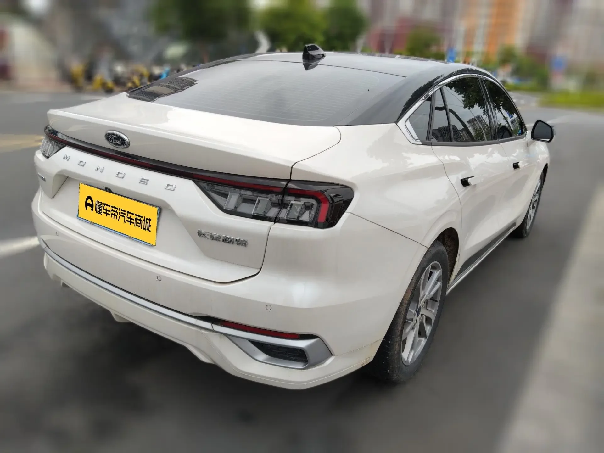 Ford Mondeo