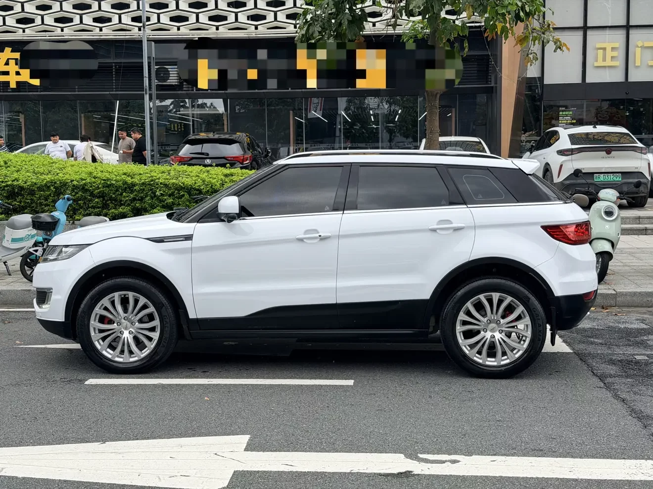 Lu Feng Landwind X7