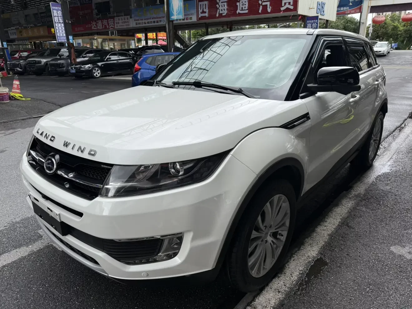 Lu Feng Landwind X7