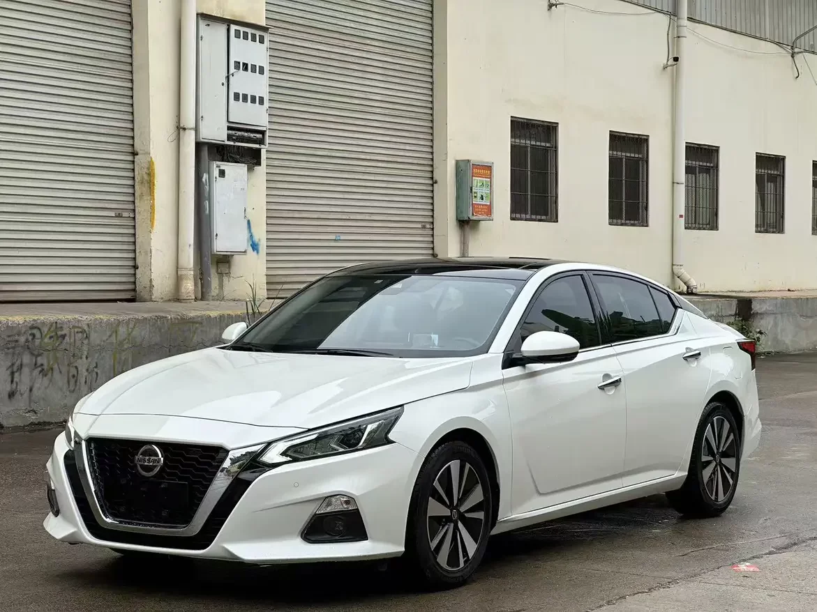 Nissan Altima (Teana)  из Китая