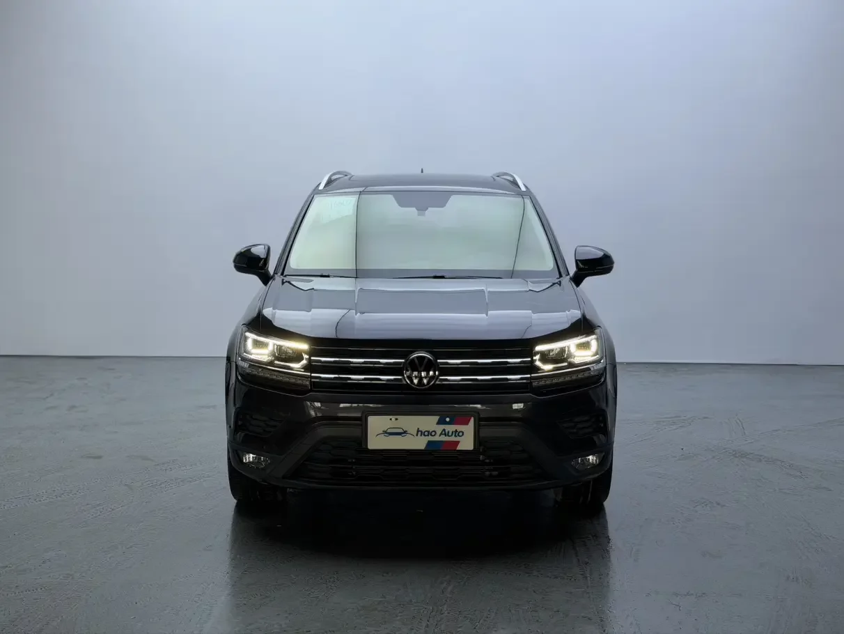 Volkswagen Tharu