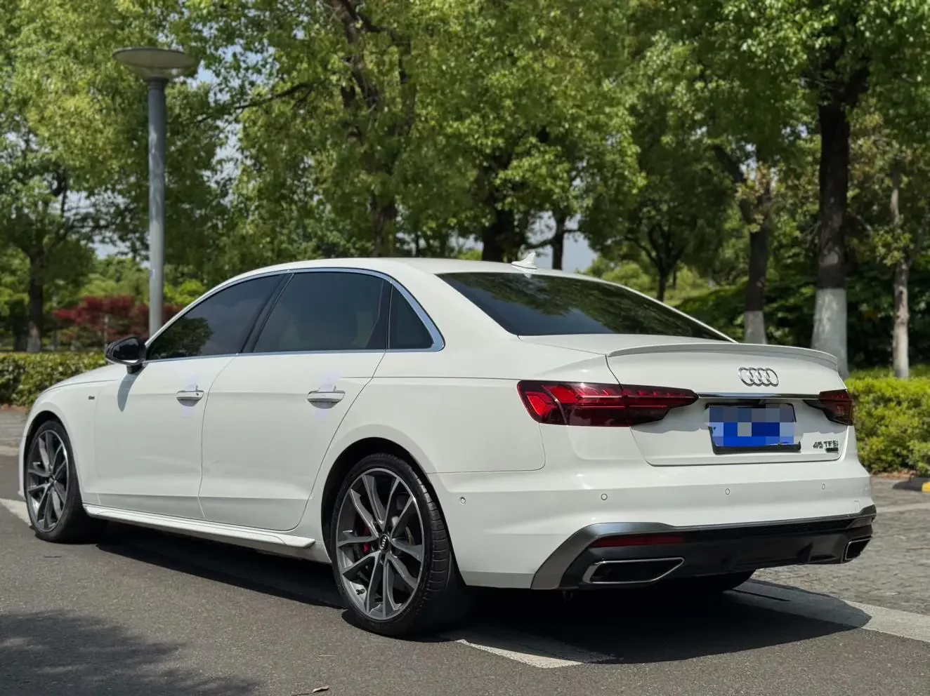 Audi A4L