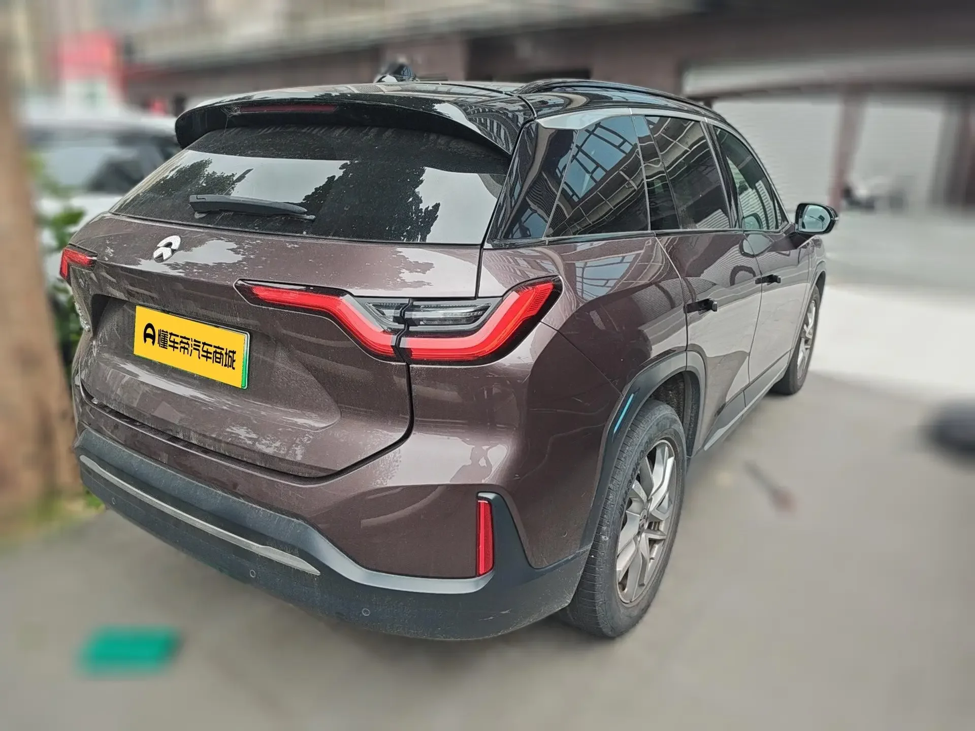 NIO ES6