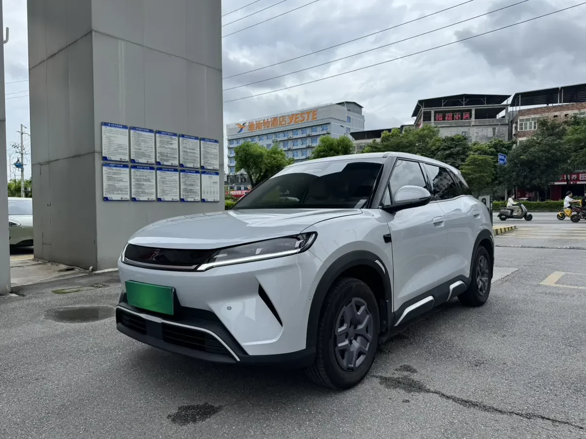 BYD Yuan UP