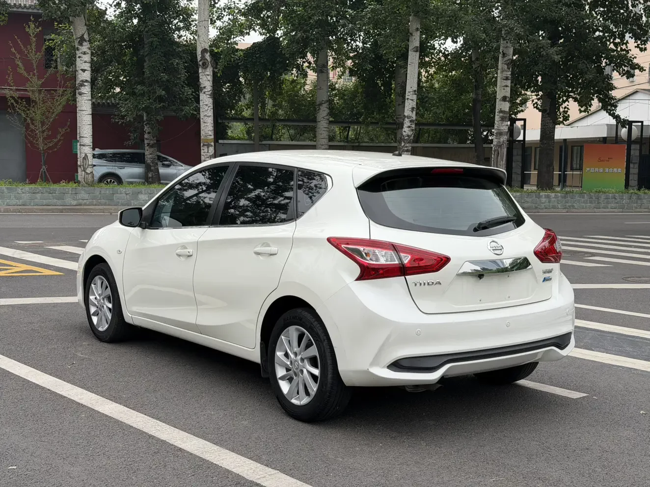 Nissan Tiida