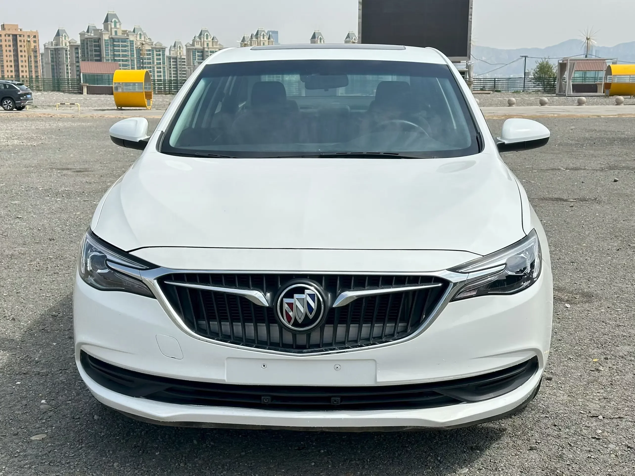 Buick Yinglang