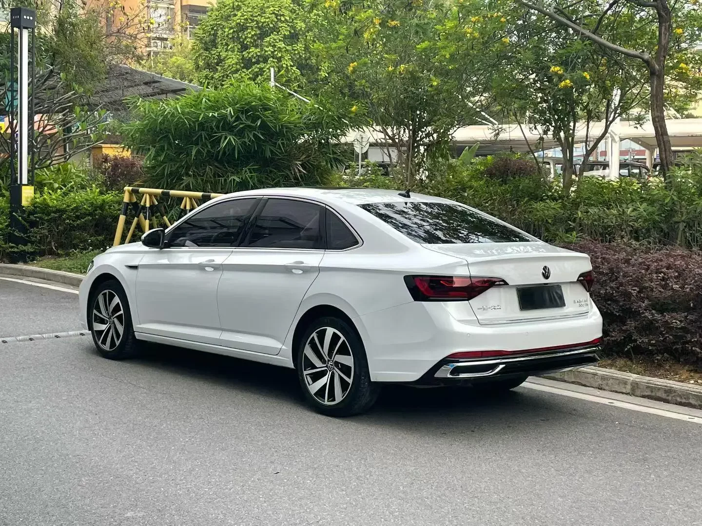Volkswagen Sagitar