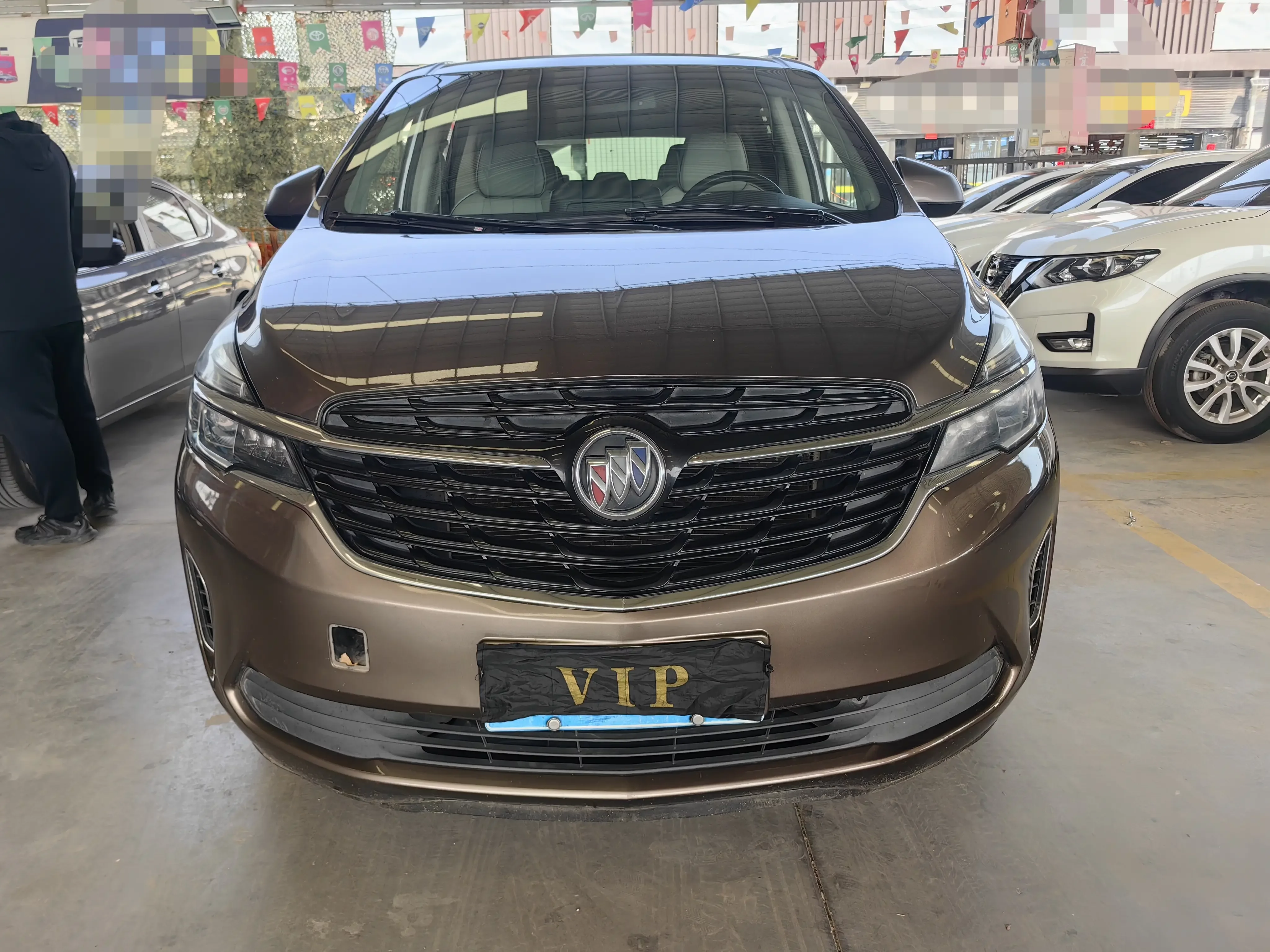 Buick GL8