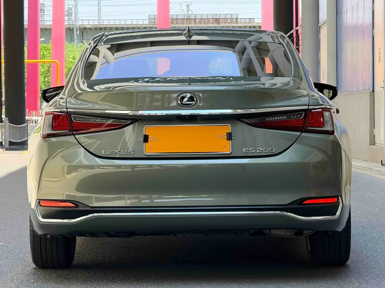 Lexus ES