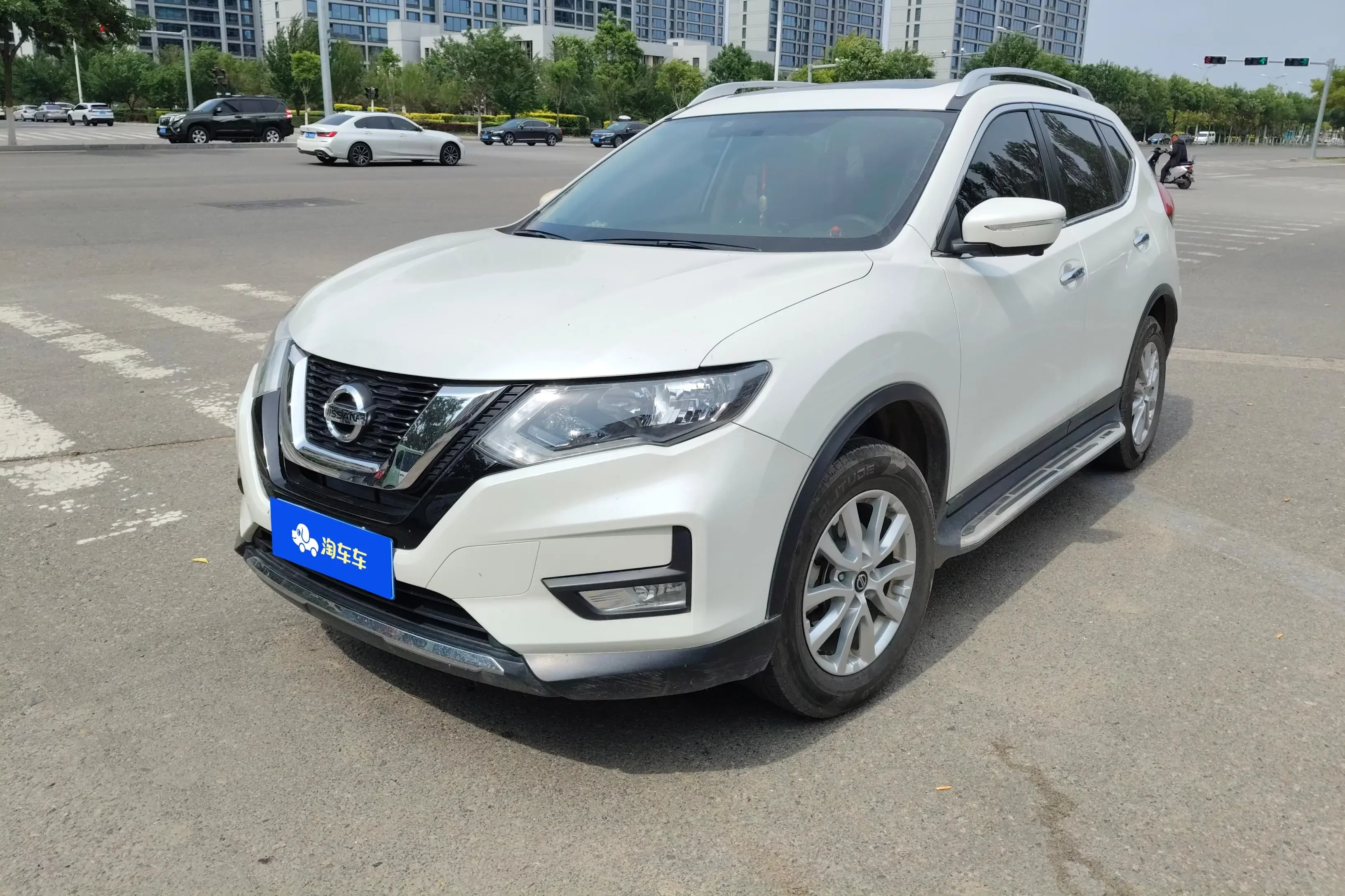 Nissan X-Trail (Qijun)  из Китая
