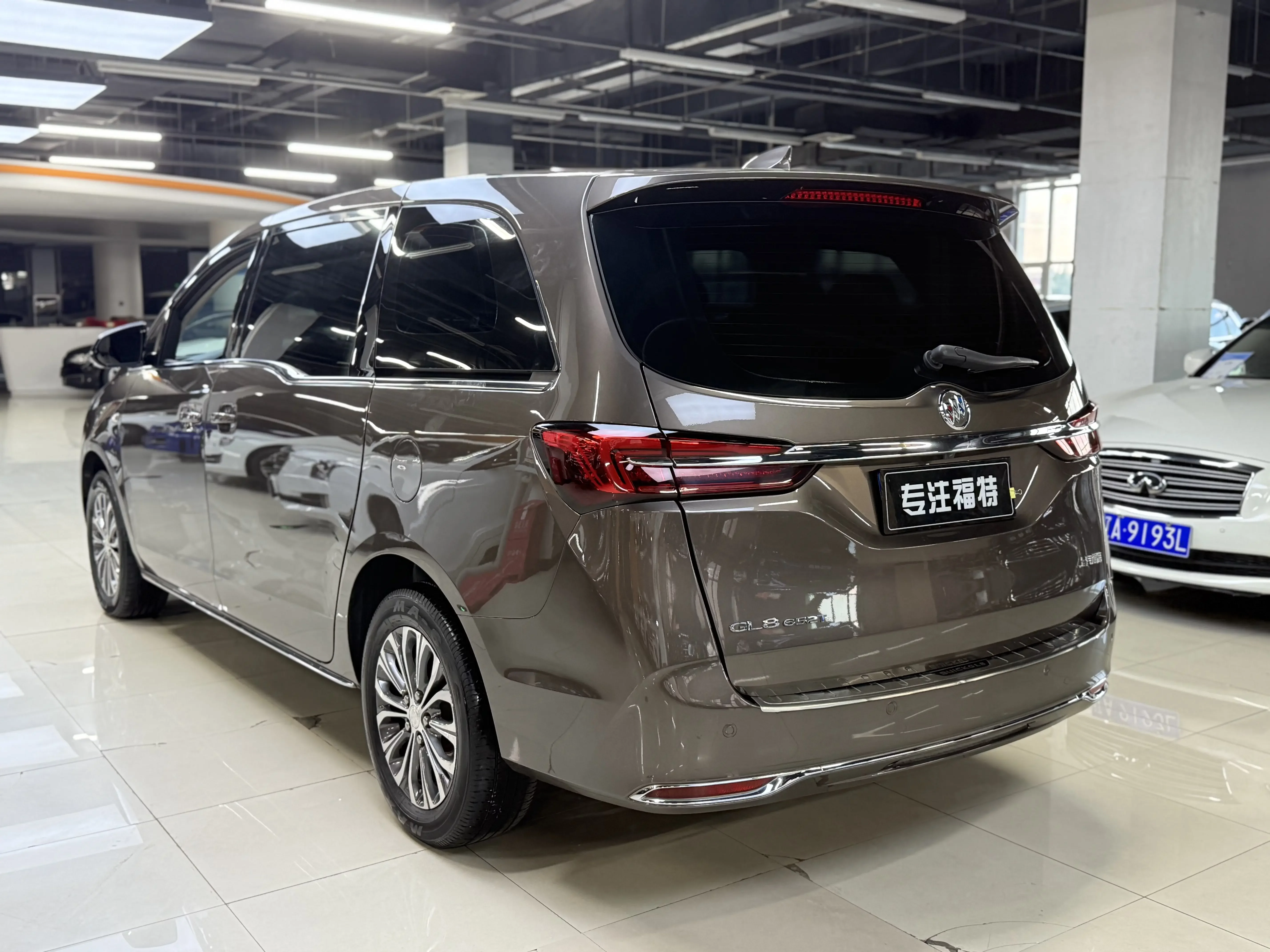 Buick GL8