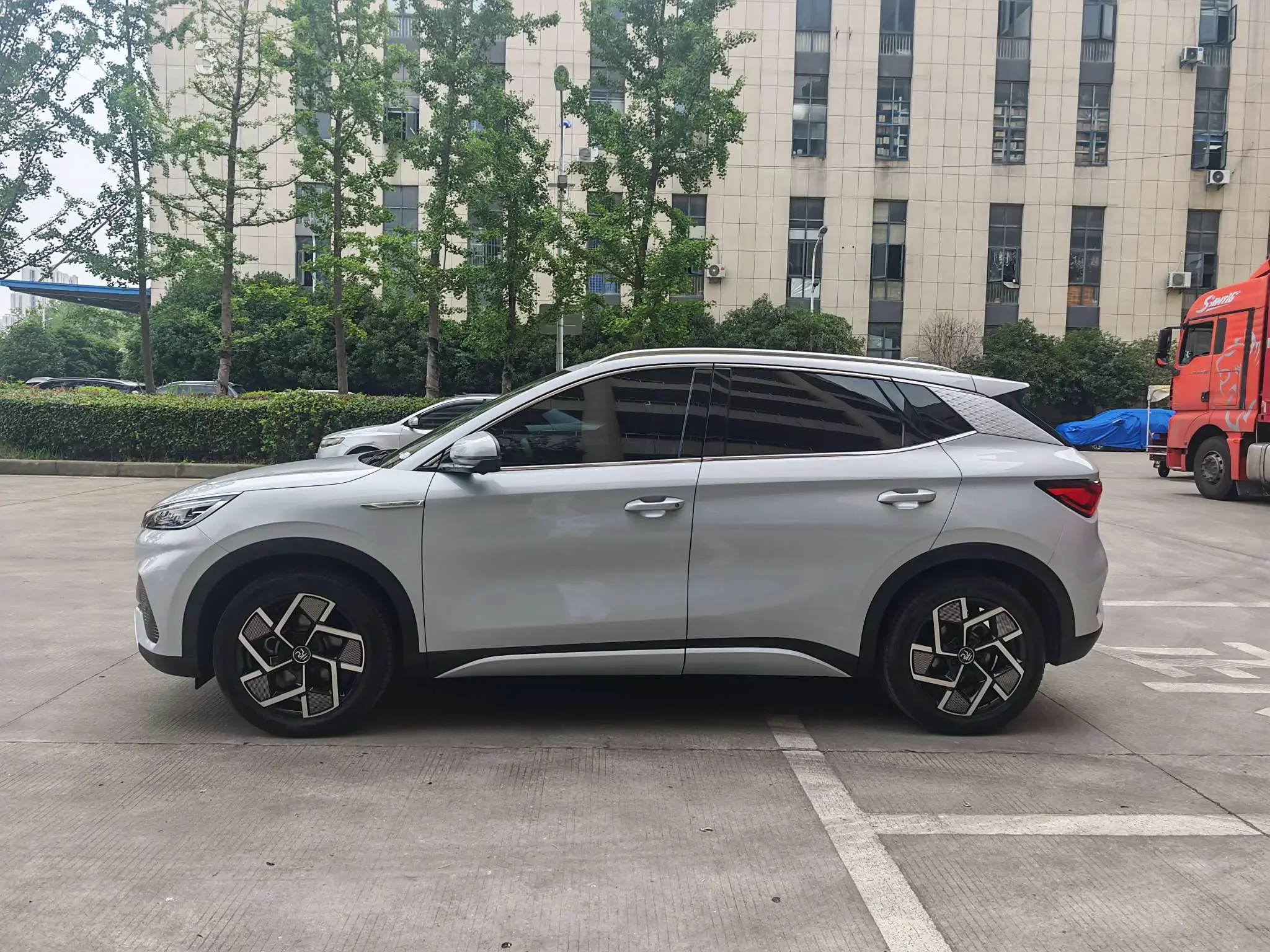 BYD Yuan PLUS
