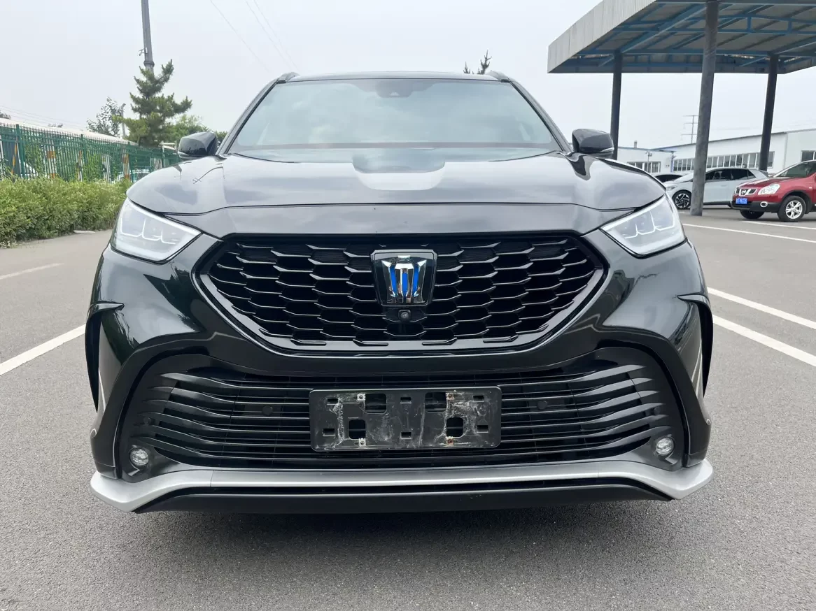 Toyota Crown Kluger