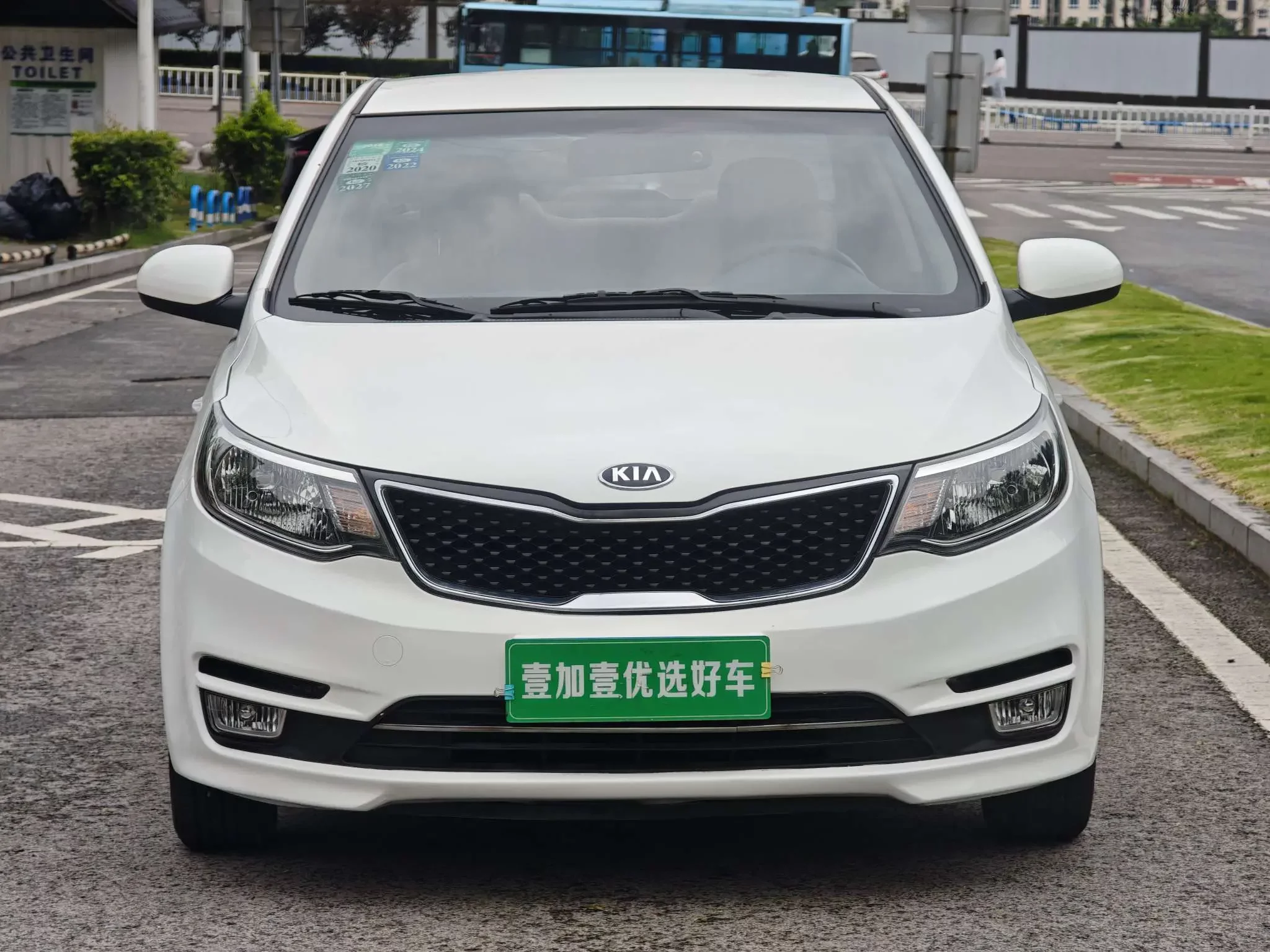 Kia K2  из Китая