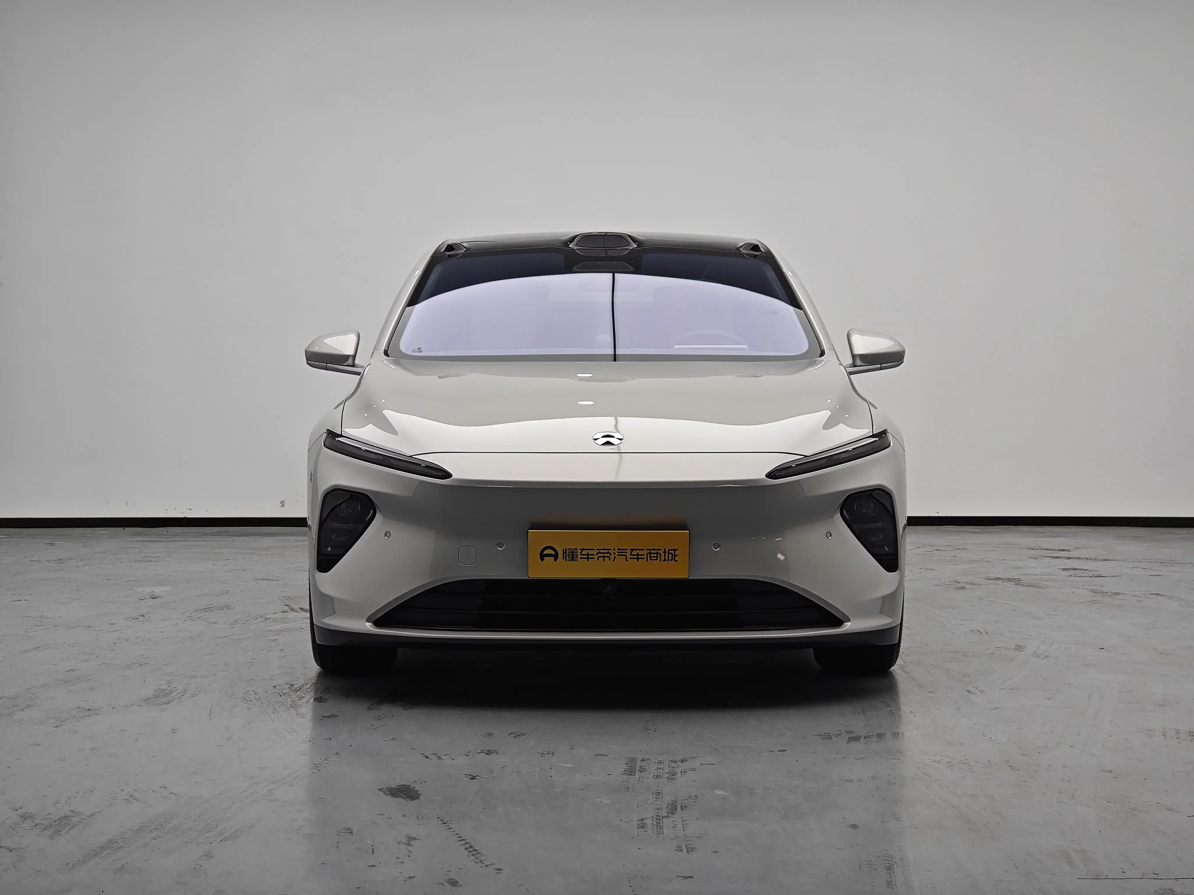 NIO ET7