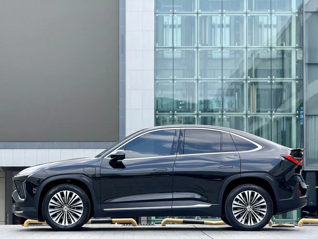 NIO EC6