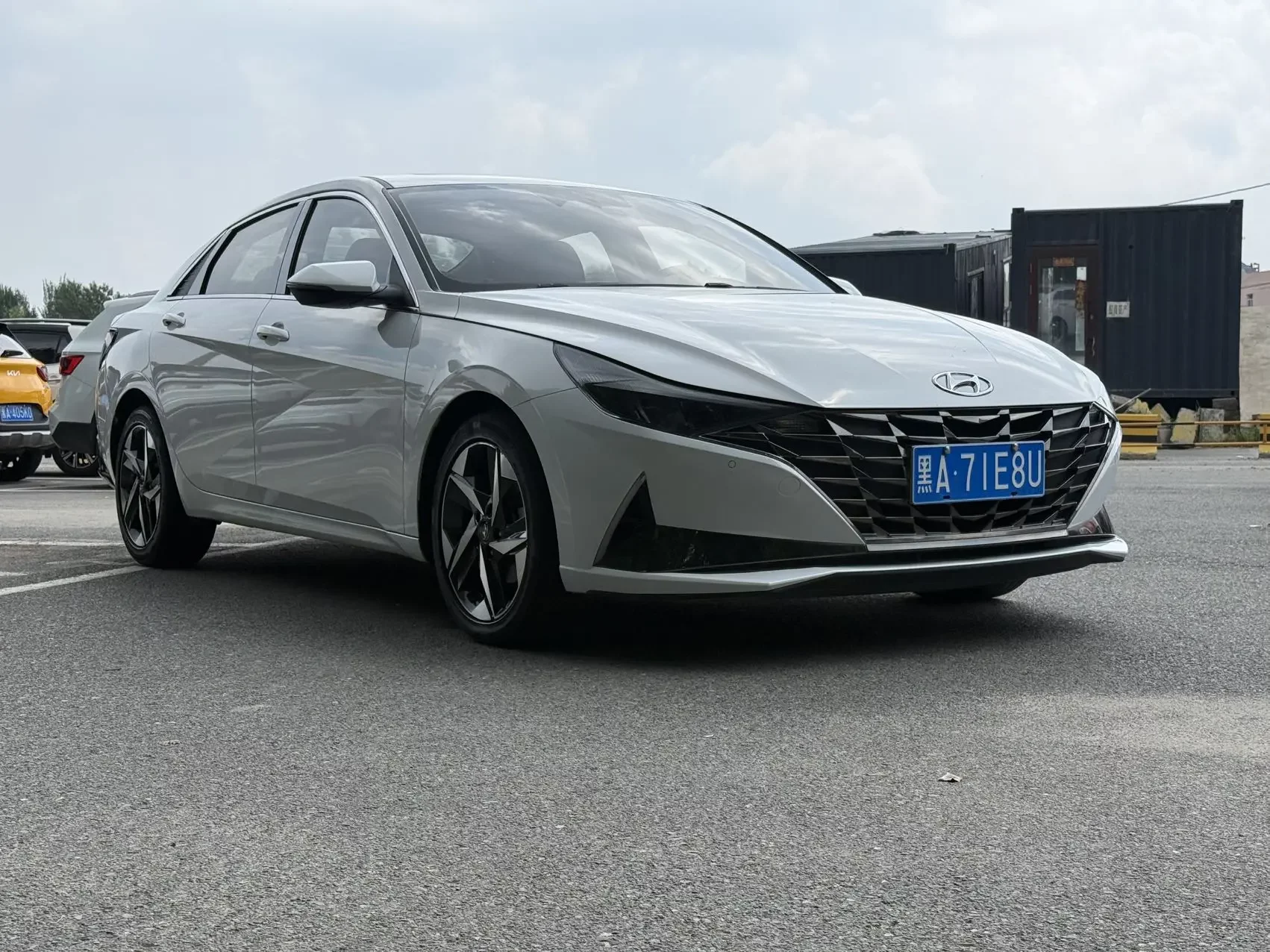 Hyundai Elantra