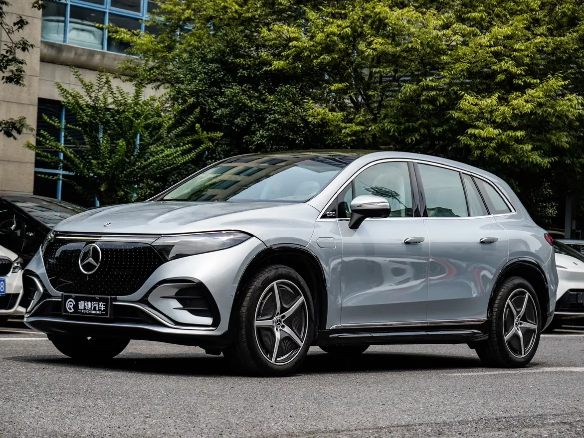 Mercedes-Benz EQS SUV