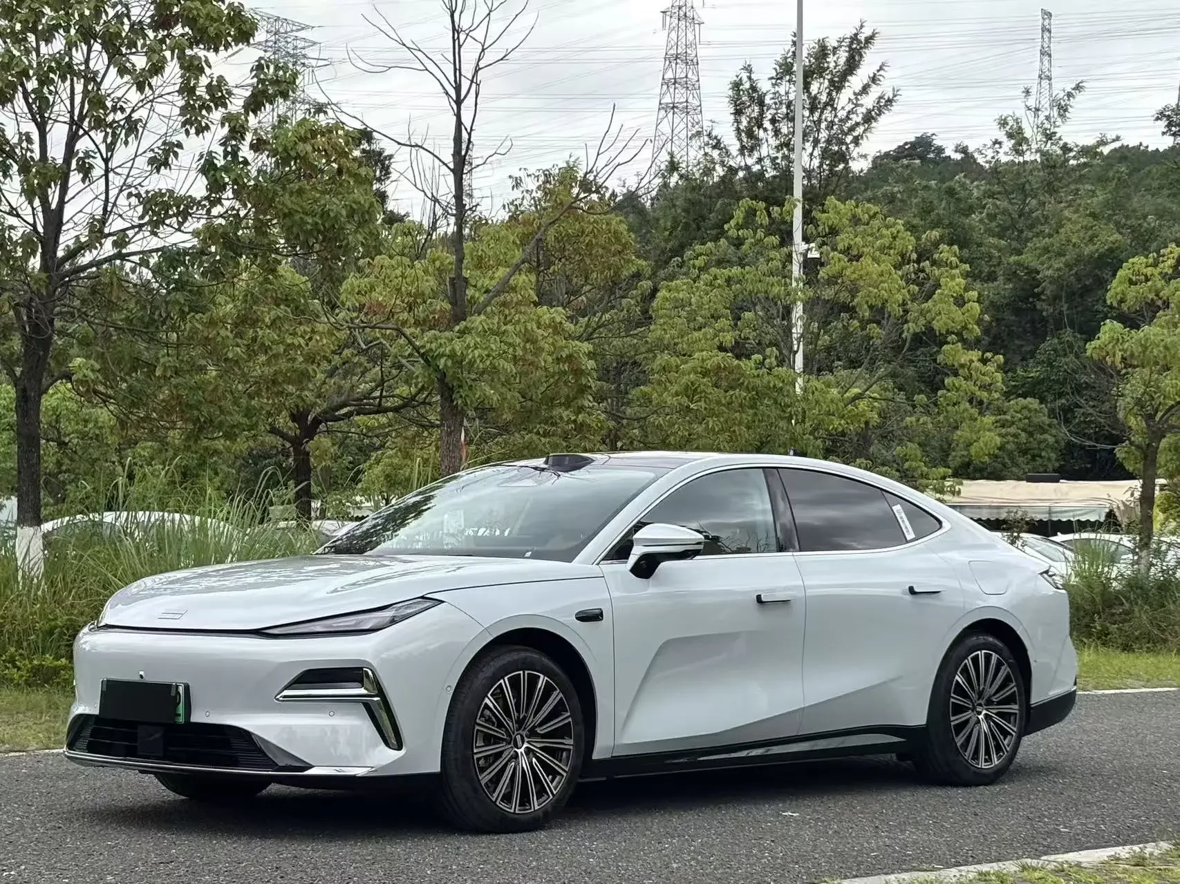Geely Galaxy Star 8 PHEV