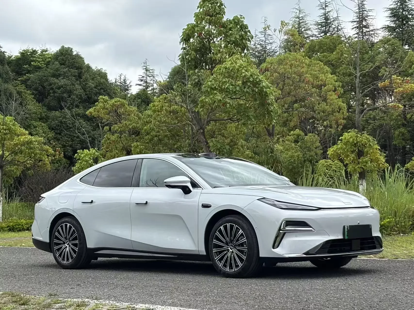 Geely Galaxy Star 8 PHEV