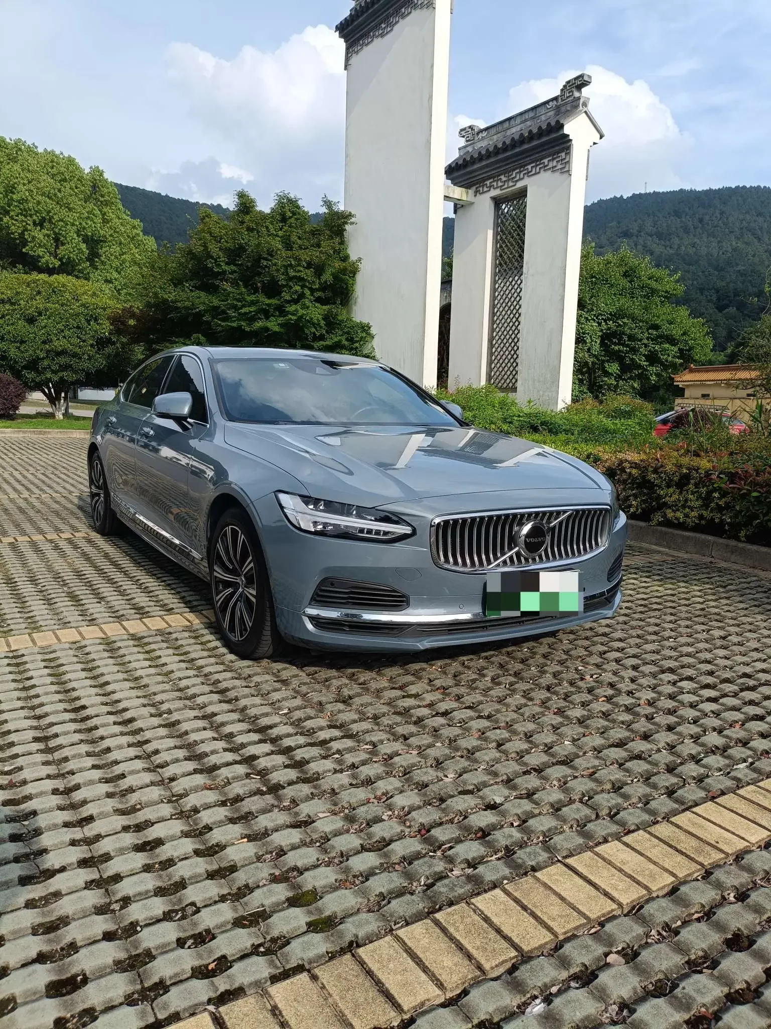 Volvo S90 PHEV