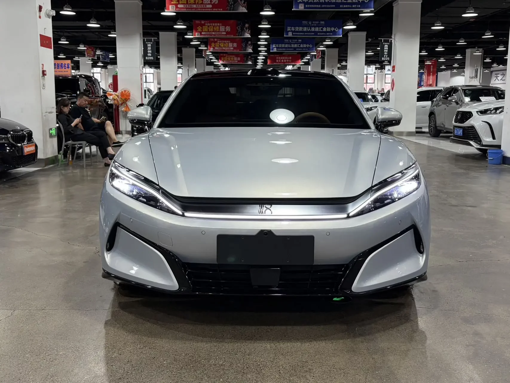 BYD Han L EV