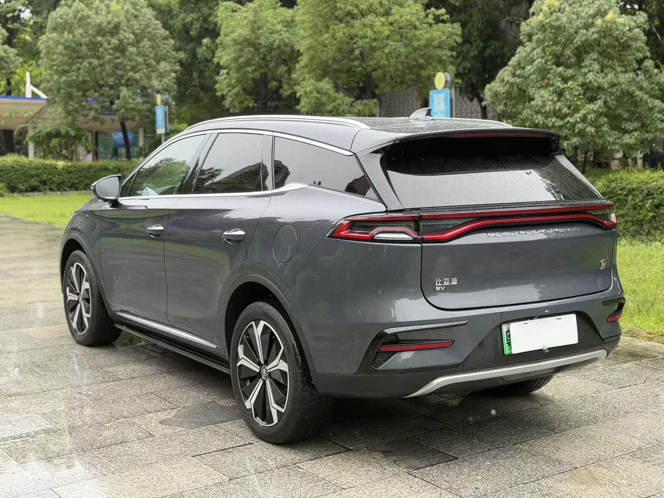 BYD Tang EV