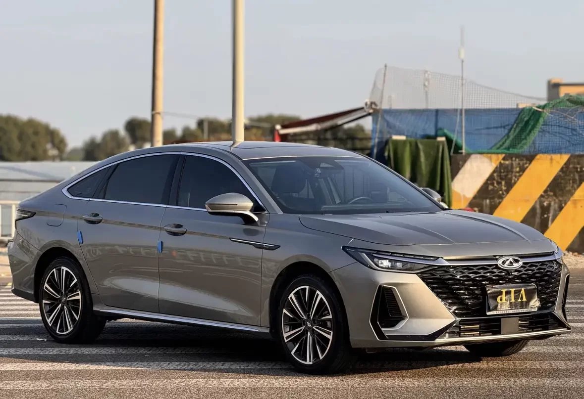 Chery Arrizo 8