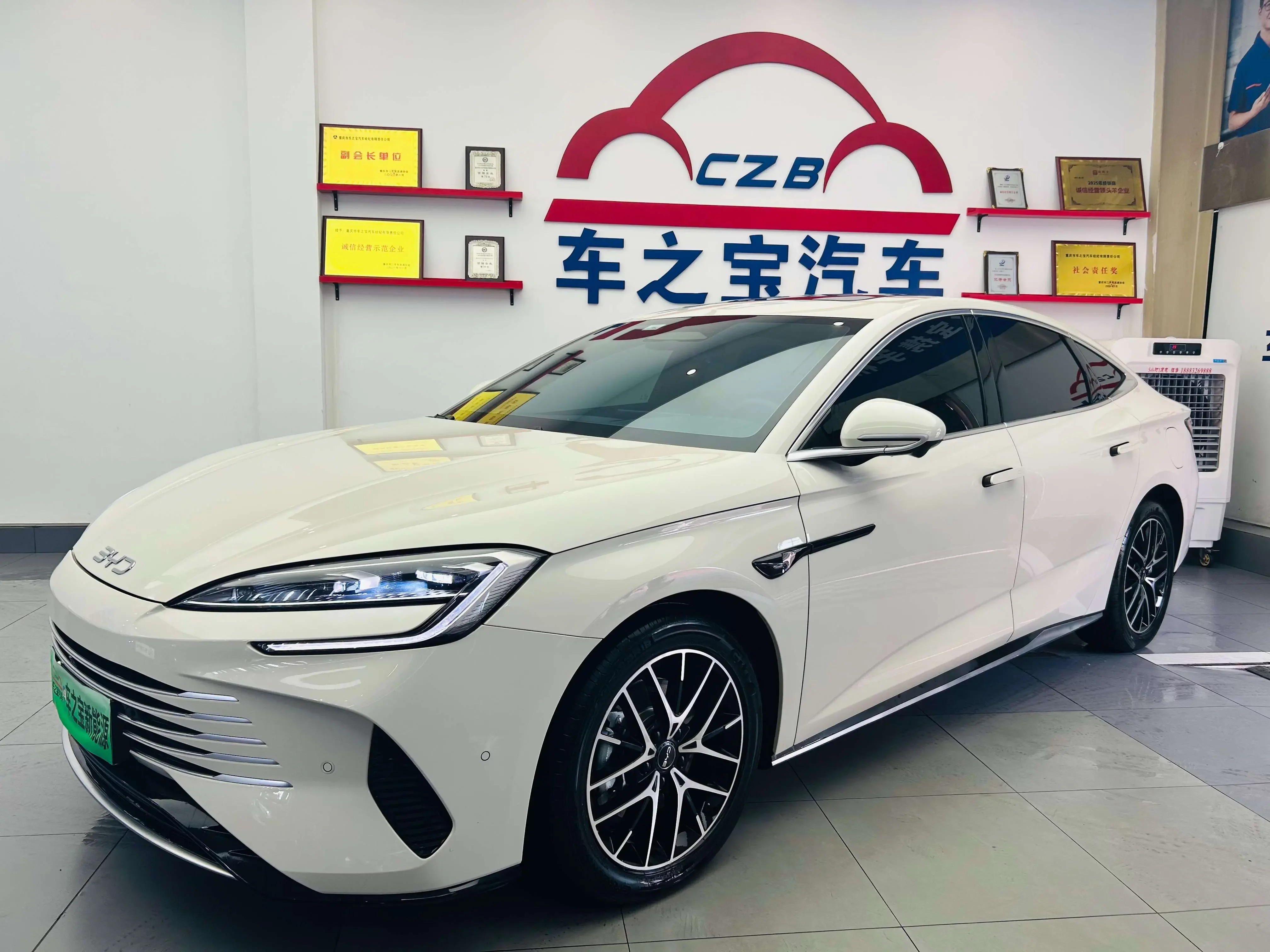 BYD Seal 07DM