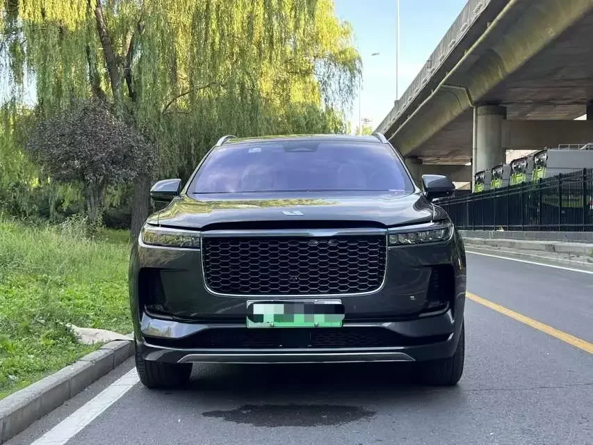 Li ONE (Ideal ONE)  из Китая