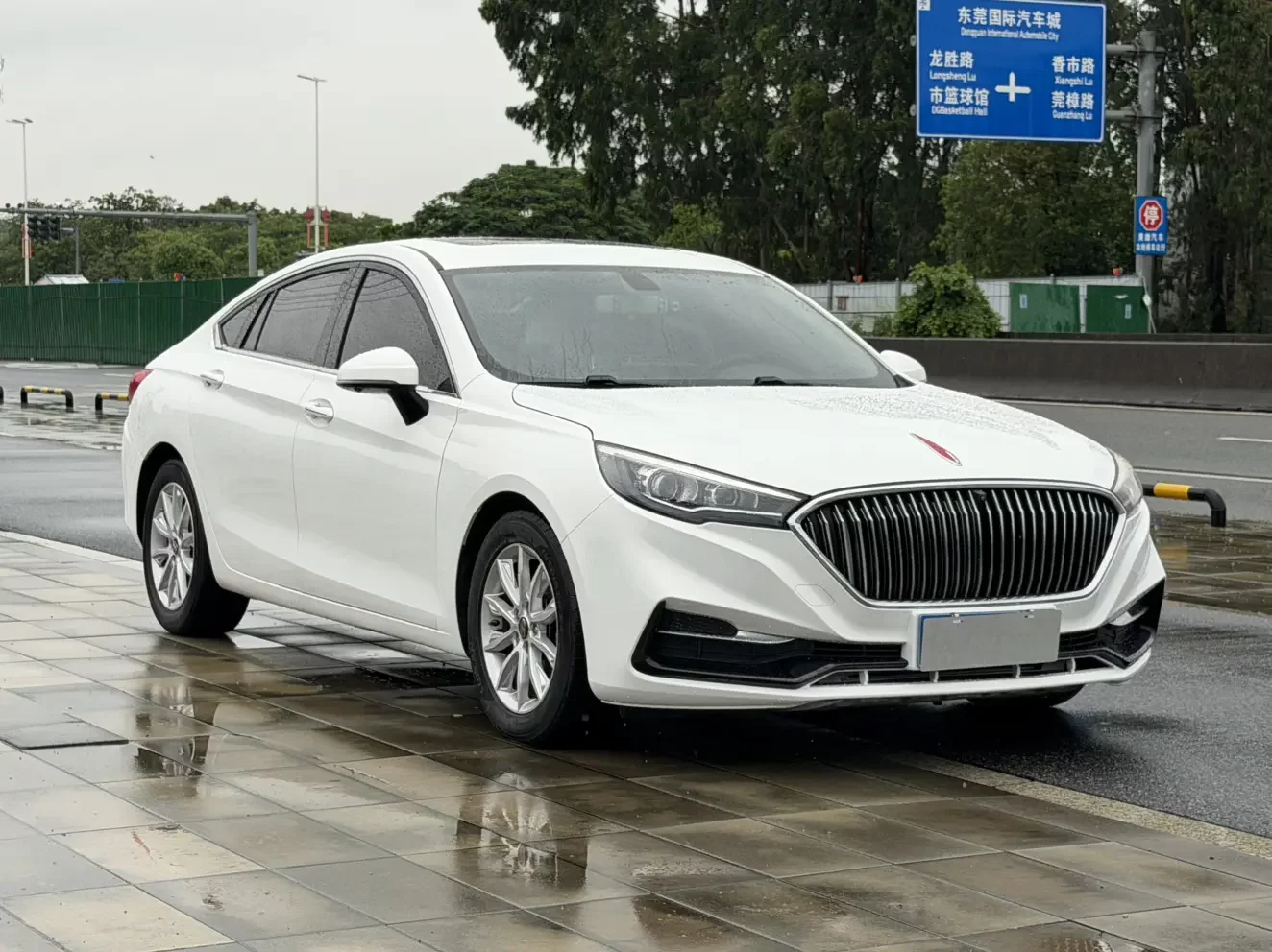 Hongqi H5 classic