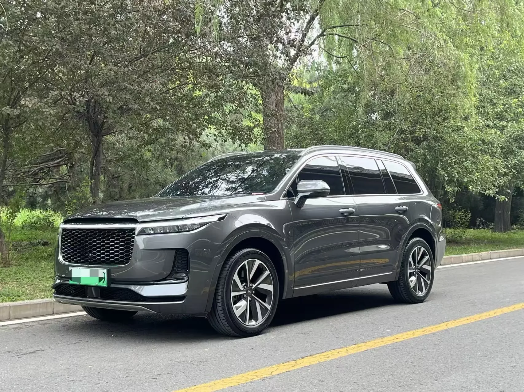 Li ONE (Ideal ONE)  из Китая