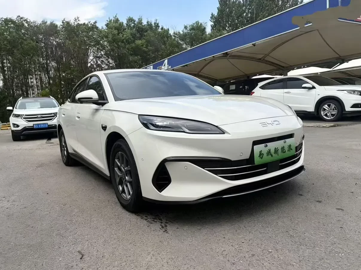 BYD Seal 06DM