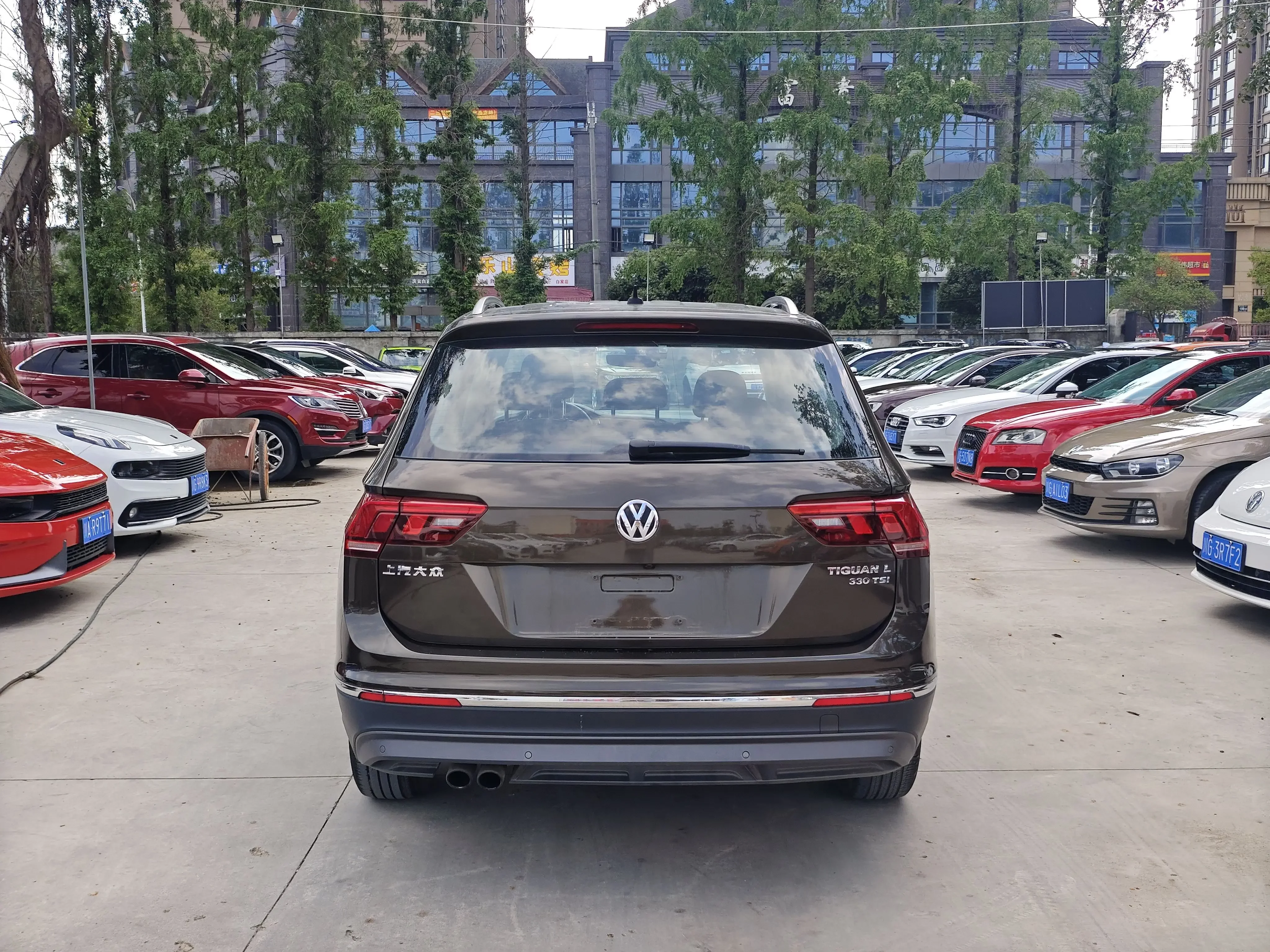 Volkswagen Tiguan L
