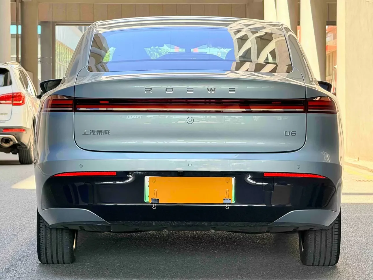 Roewe D6