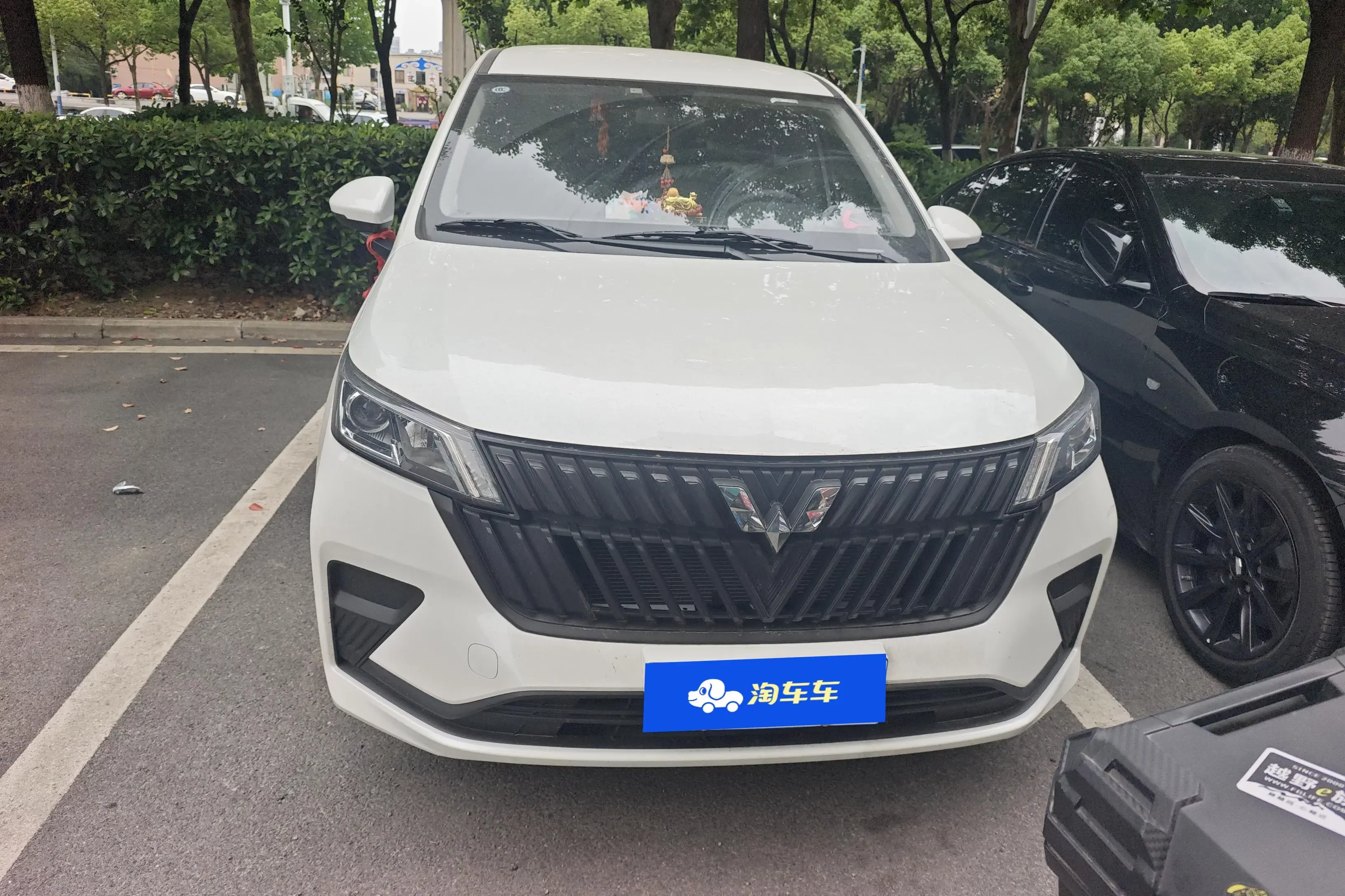 Wuling Jiachen