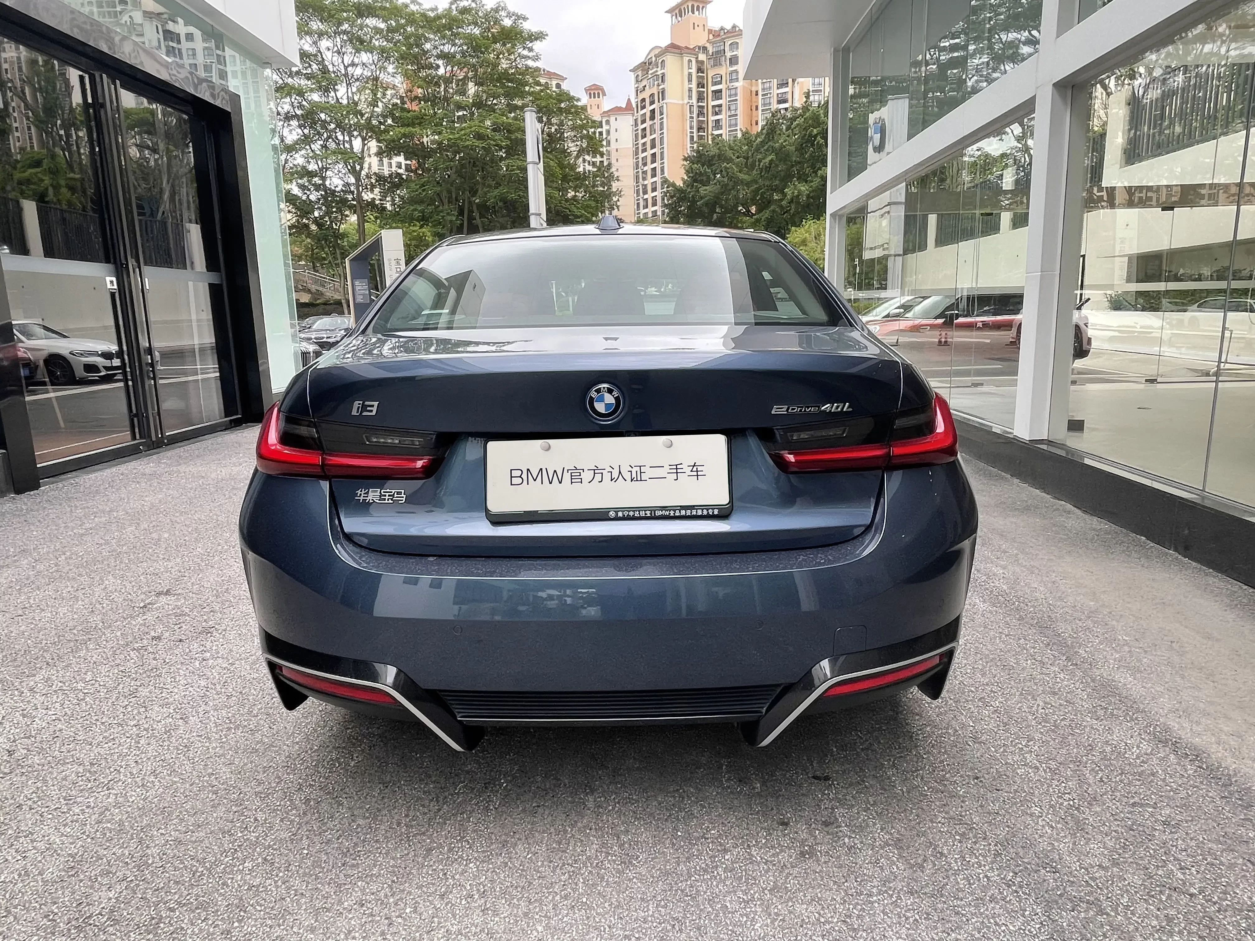 BMW i3