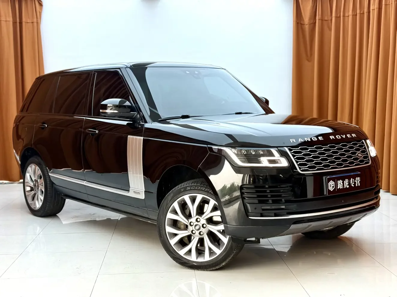 Land Rover range rover