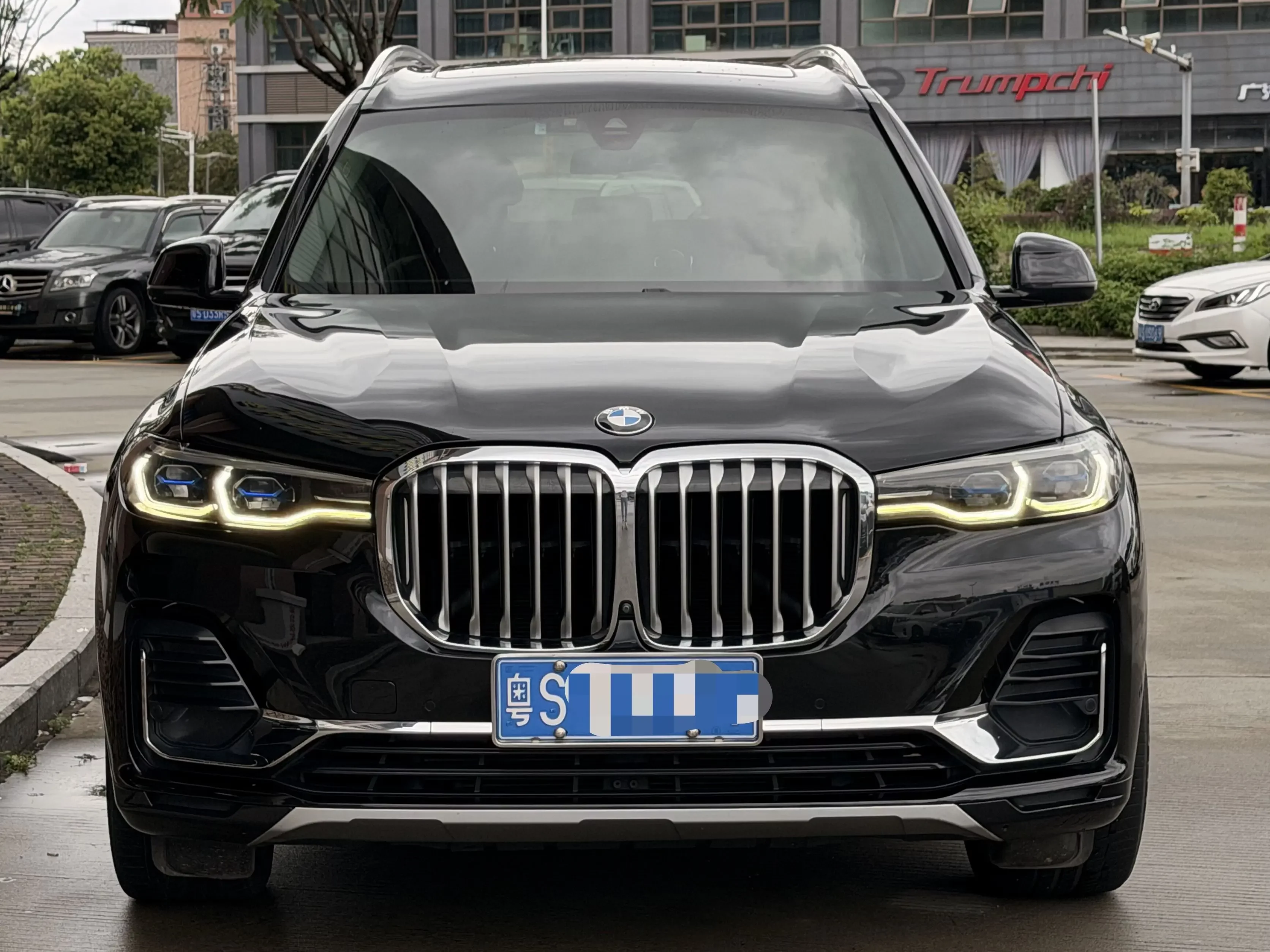 BMW X7  из Китая
