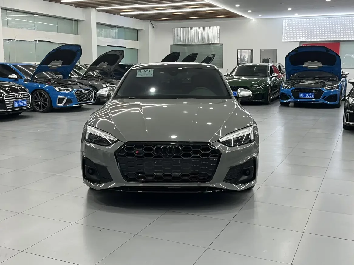 Audi S5