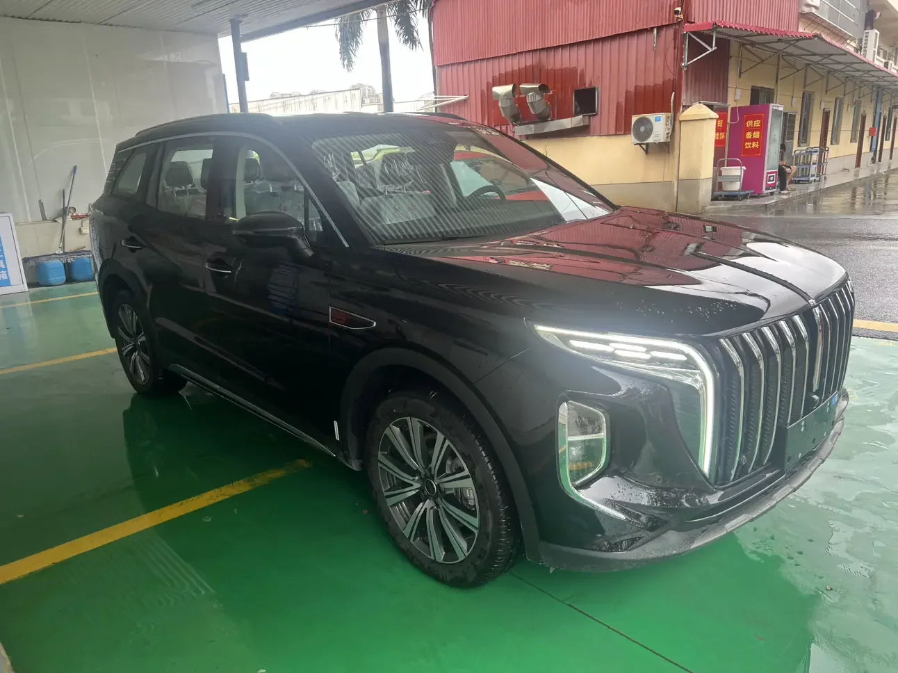 Hongqi HS7 PHEV
